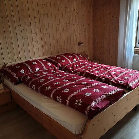 Ferienwohnung Antonia Surcuolm Ngoại thất bức ảnh